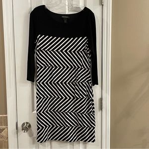 White House Black Market Tiered 3/4 Sleeve Dress Black/White - M